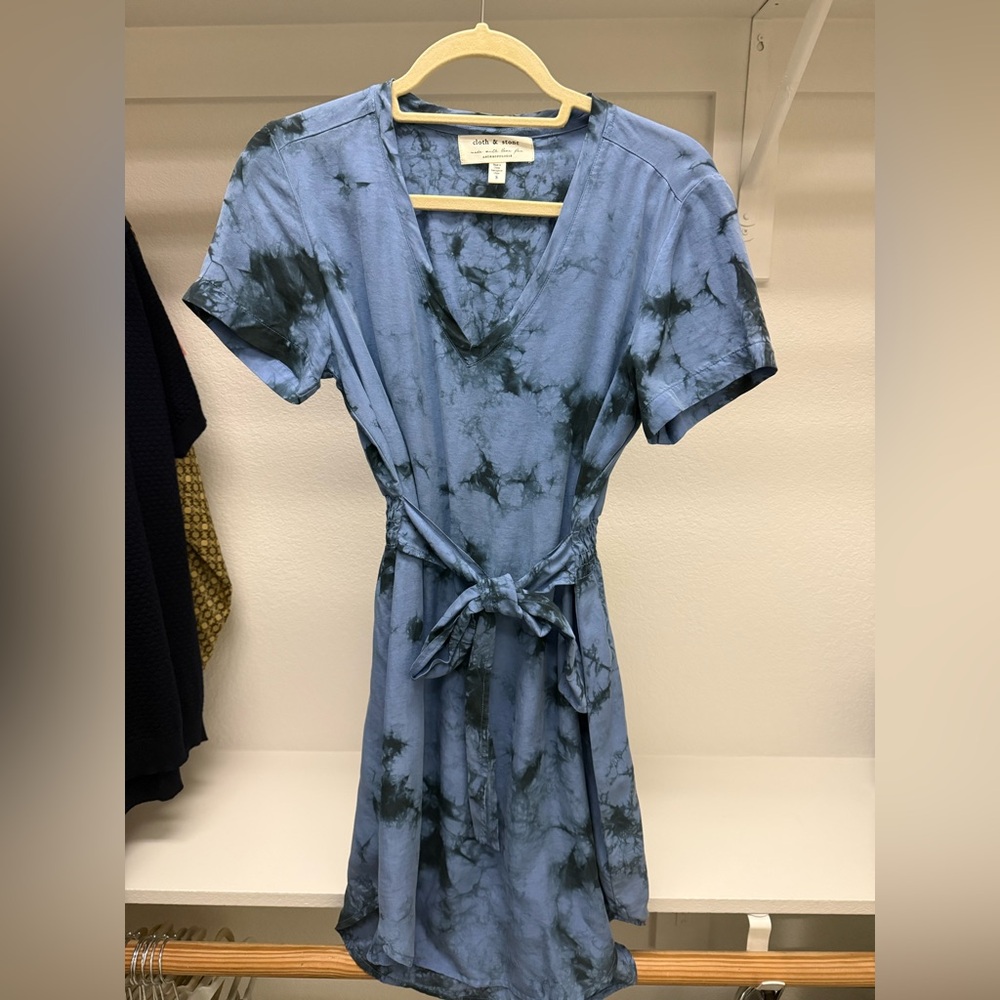 Anthropologie Blue and Black Tie-Dye Midi Dress